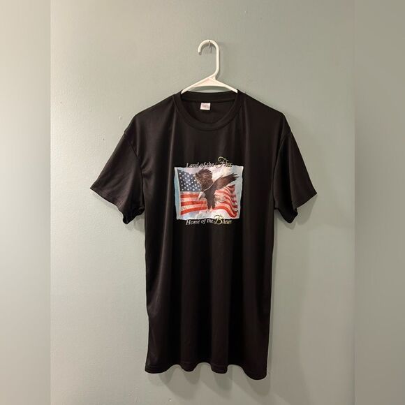 NWOT … Land Of The Free … Home Of The Brave “Size: L” T-Shirt - Picture 1 of 3